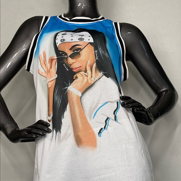Official Authentic Aaliyah Jersey - Picture 6 of 6